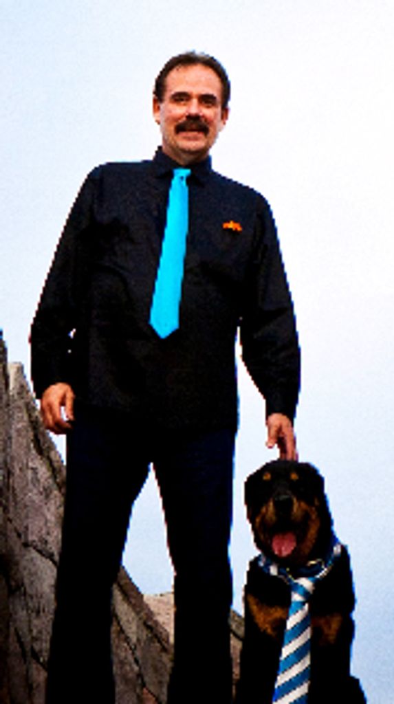 Ron Quezada