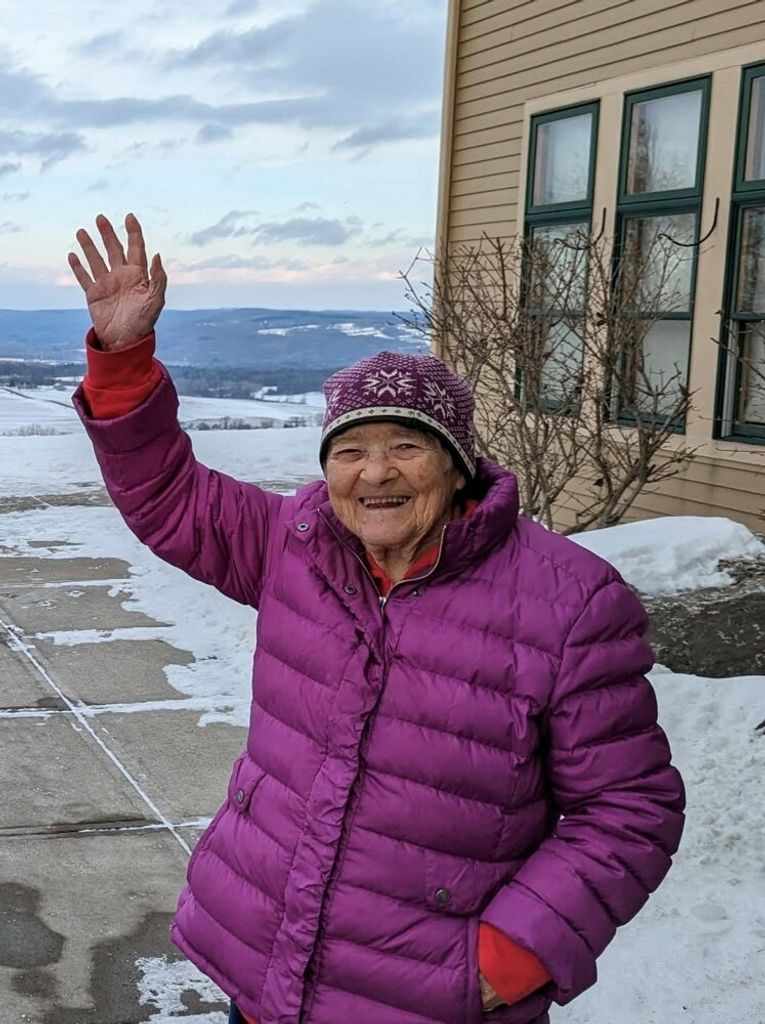 Verna L. Engstrom-Heg