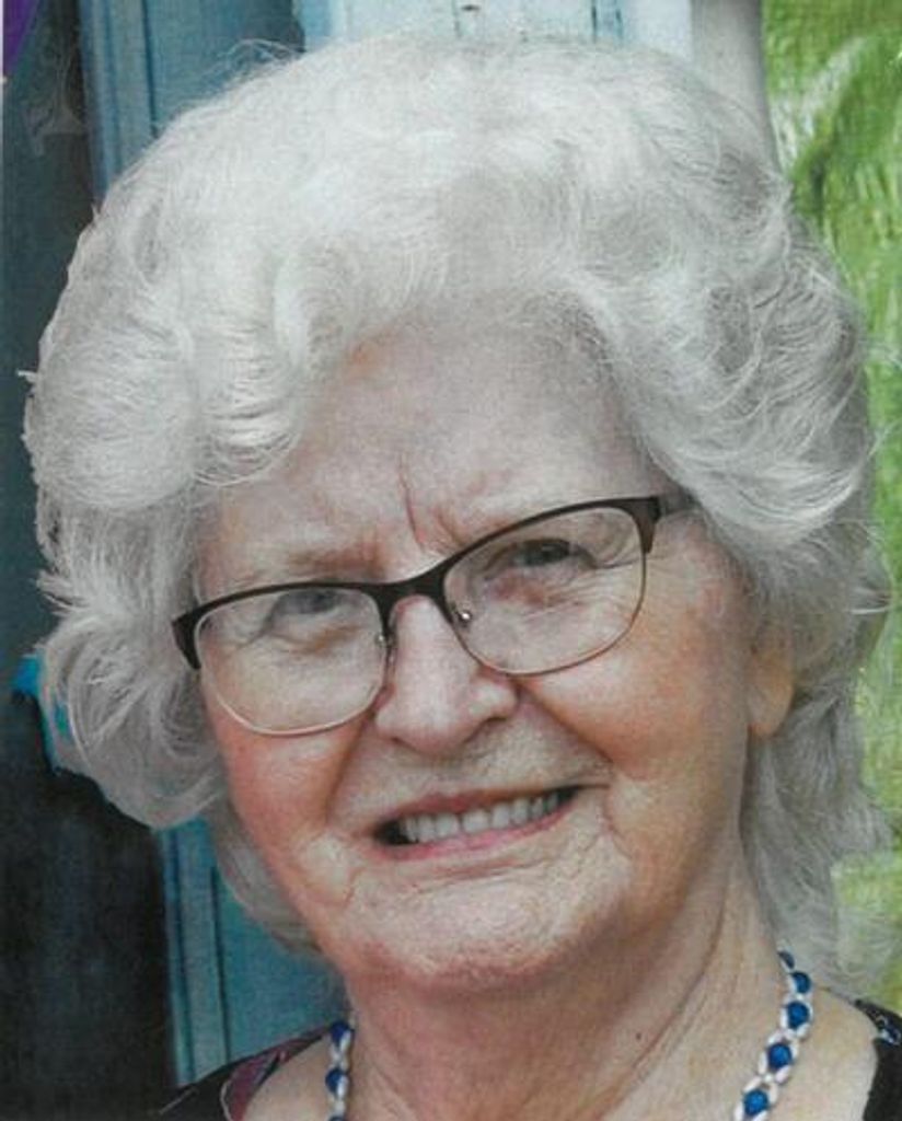 Lucy Rowe Profile Photo