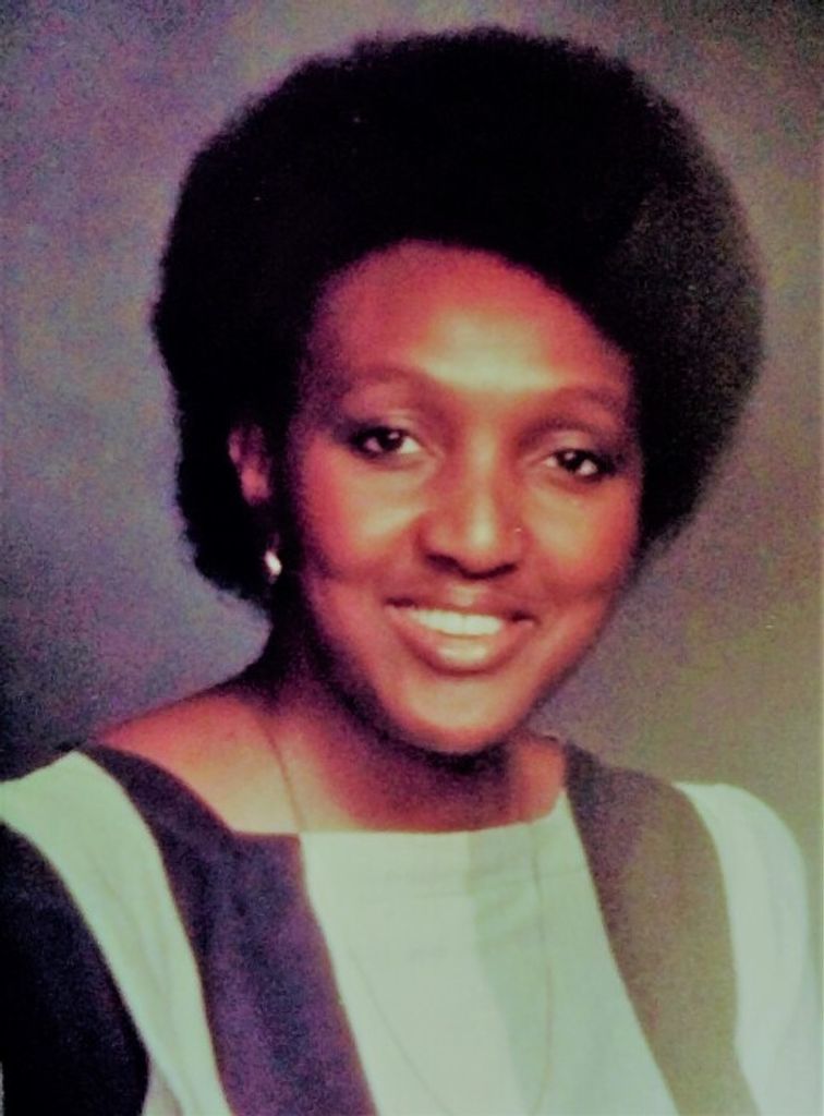 Shirlean Sanders