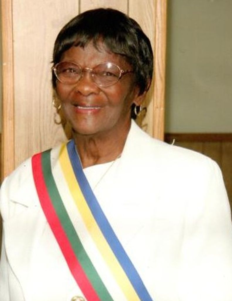 Mary Bynum (Jackson)  Mitchell