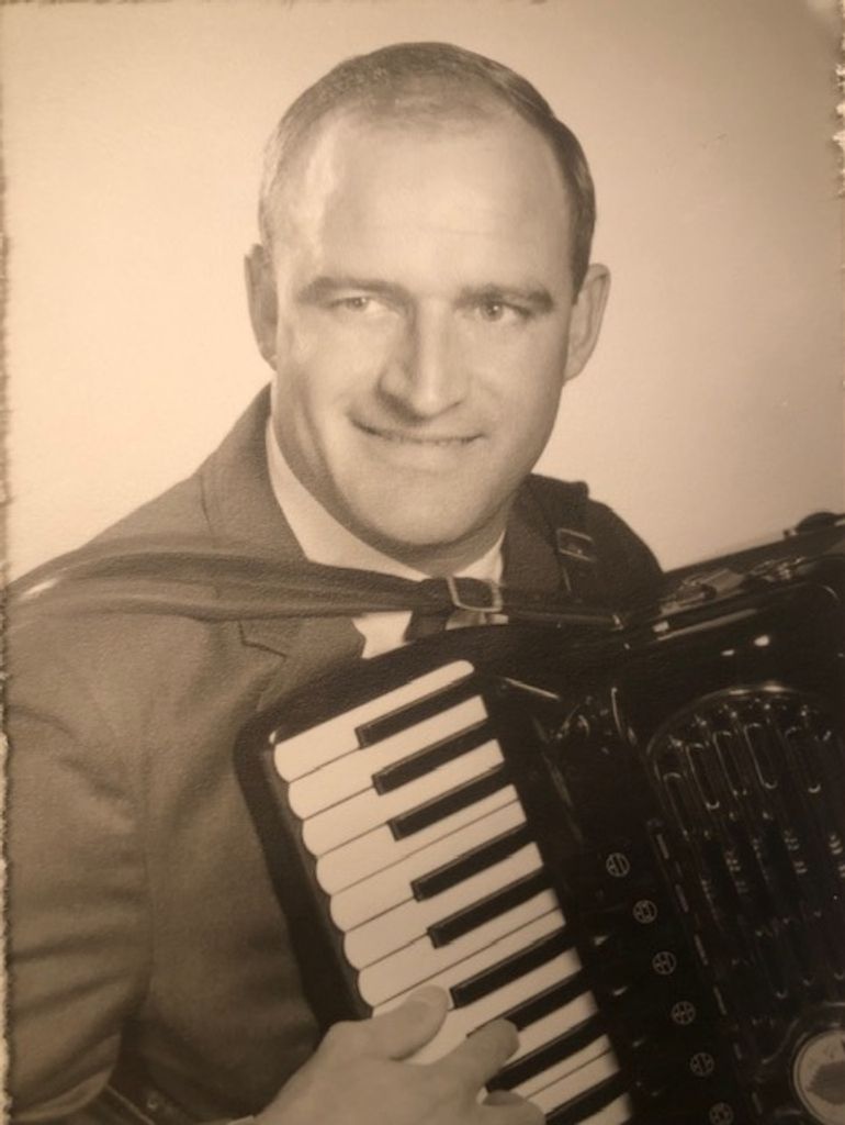 Robert Frank Russ Profile Photo