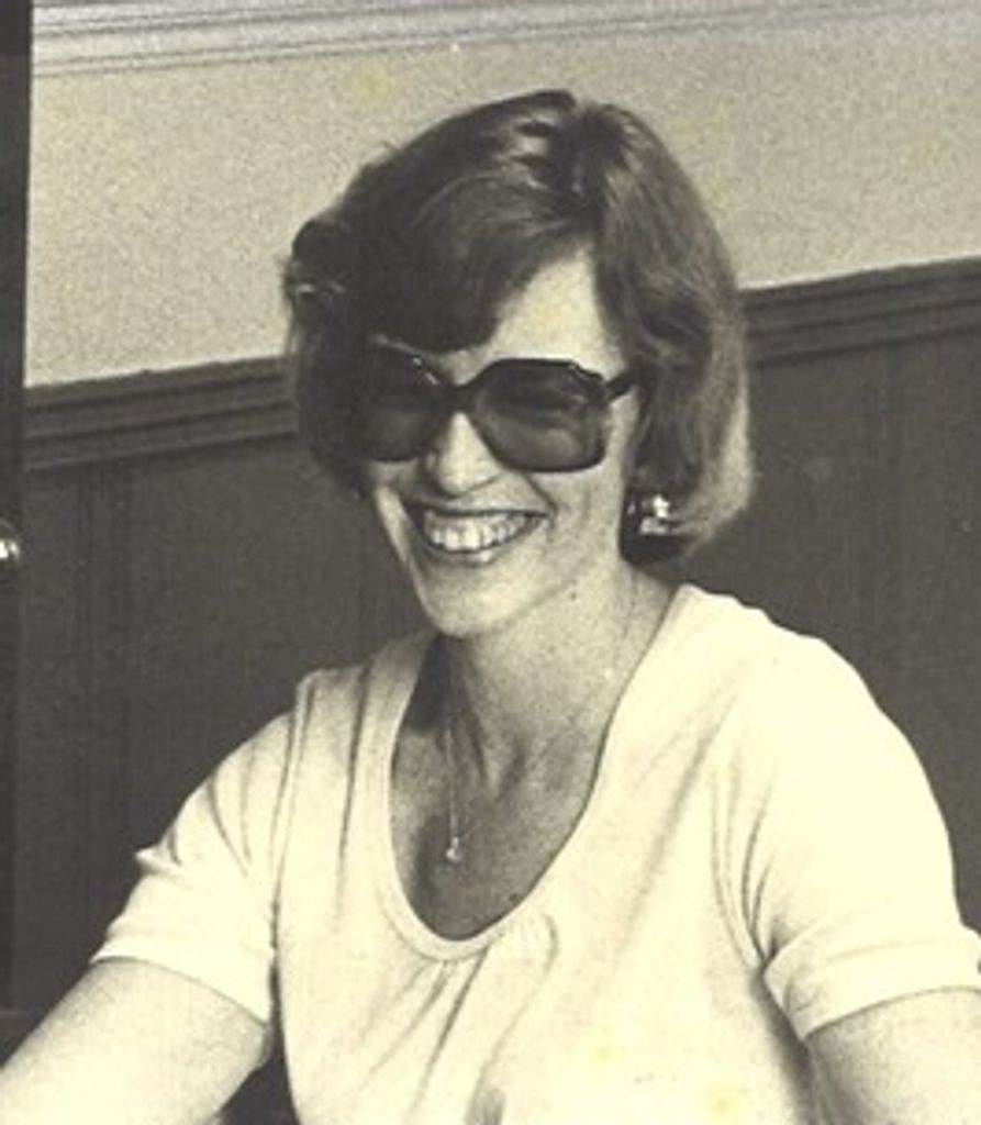 Elaine Gladding Profile Photo