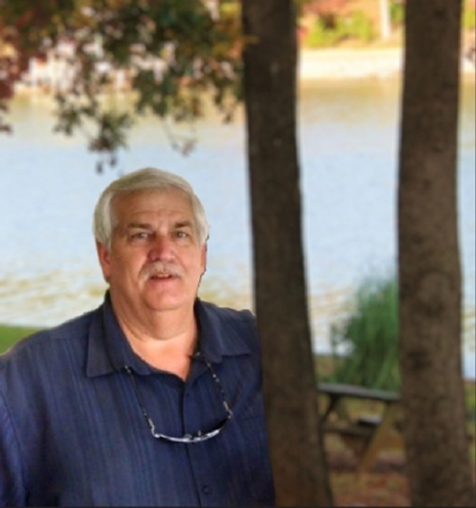 William Henry "Bill" Ray Ii Profile Photo