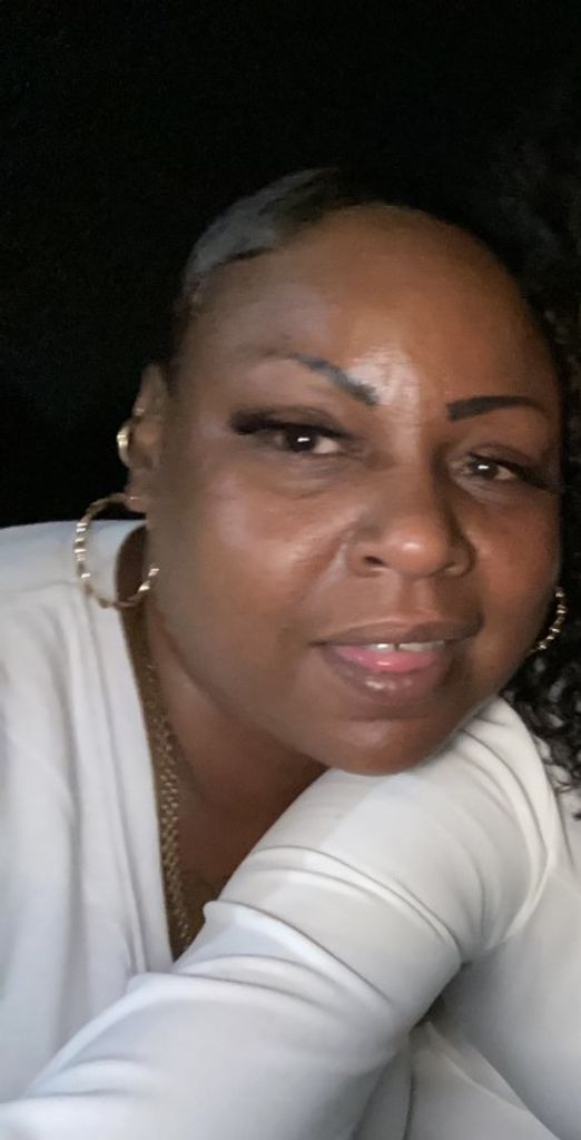 Anntonette D Comers Profile Photo