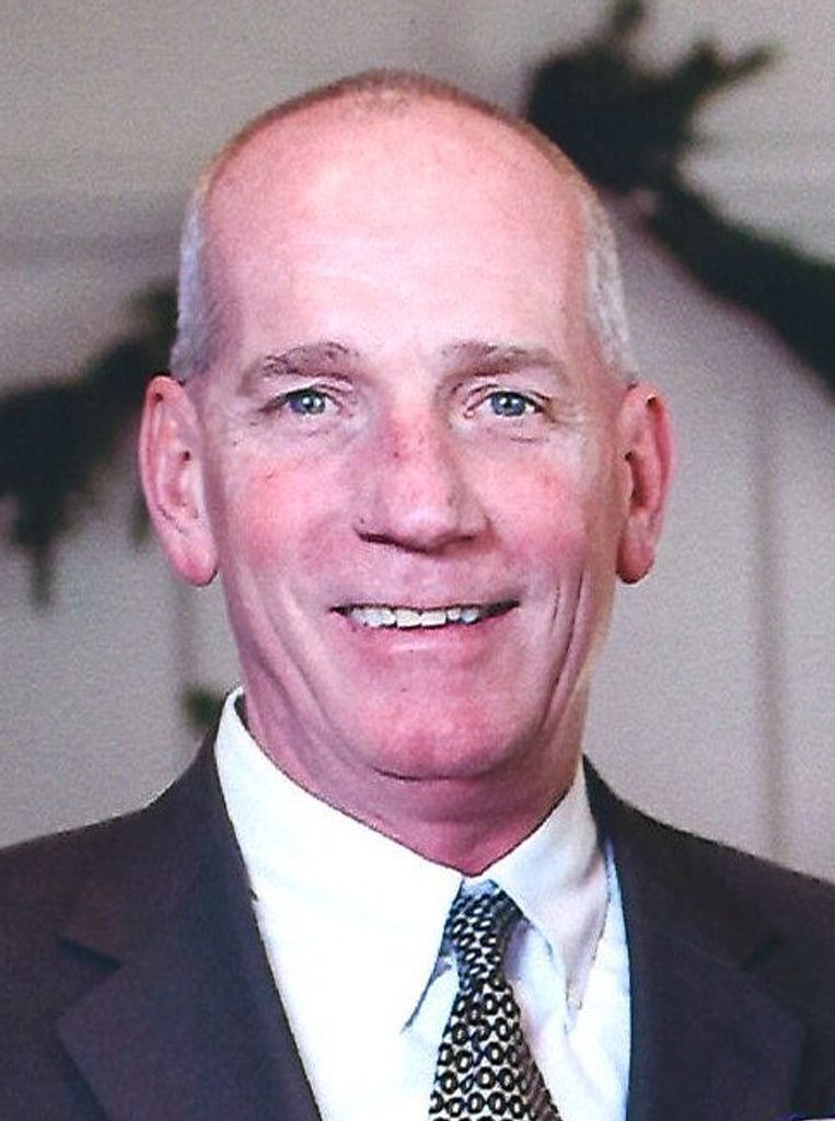 Stephen T. "Steve" Garrett  Jr.