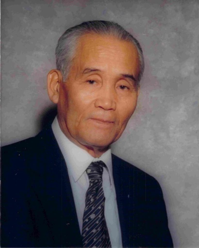 Koshiro Kenneth Tsujiuchi