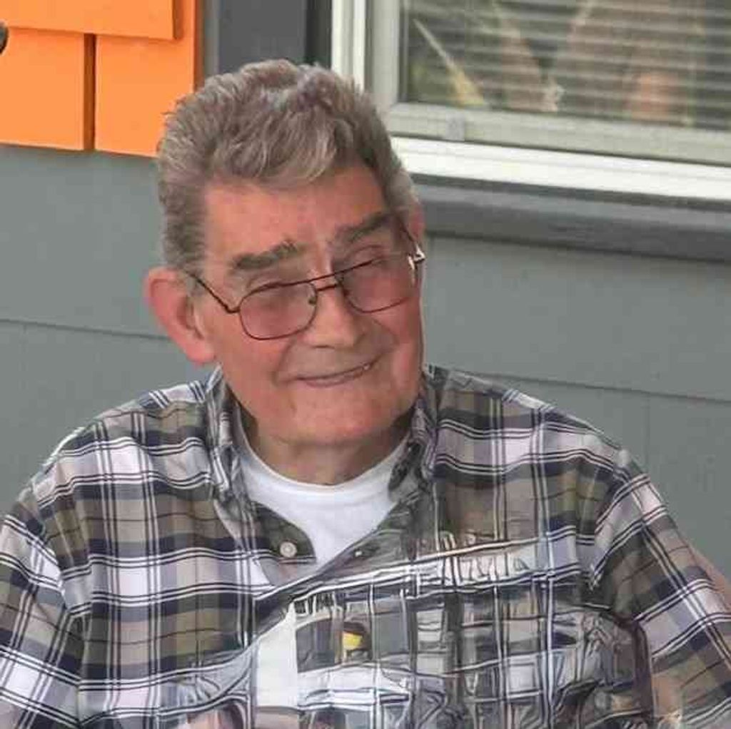 Hudson (Mark Albert) Bond Profile Photo