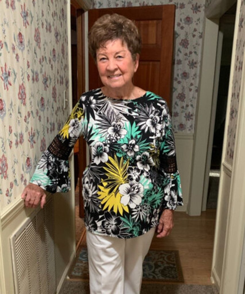 Georgia Carol Young Profile Photo