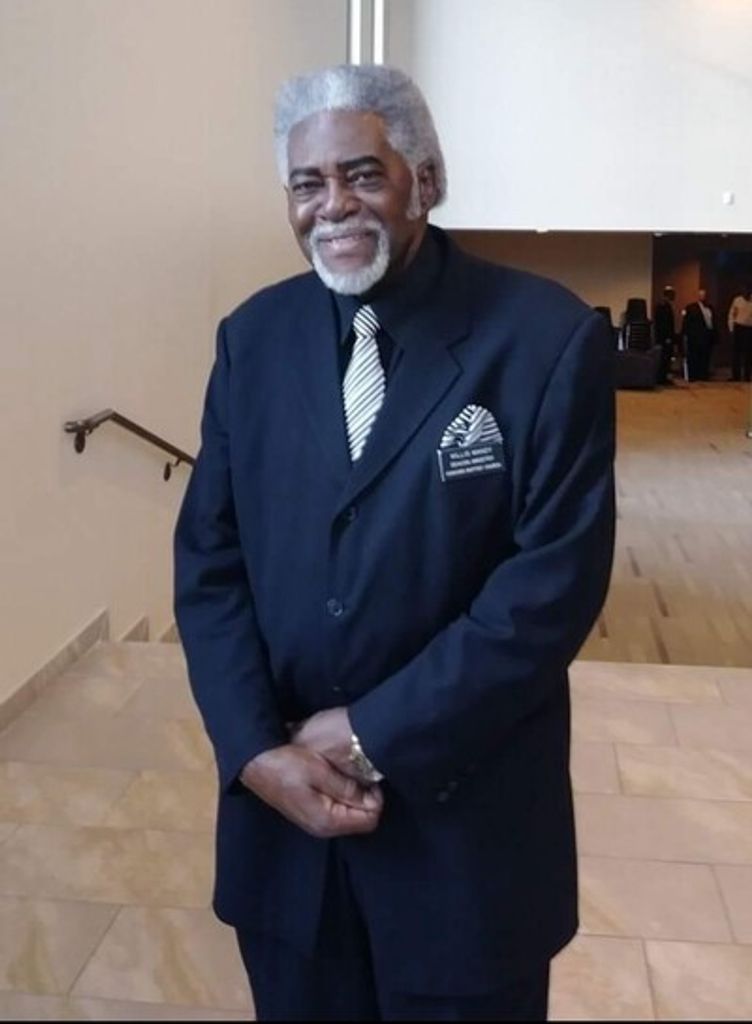 Deacon Willis Ray Manoy