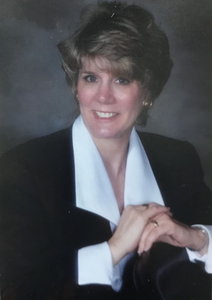 Jacqueline Simone