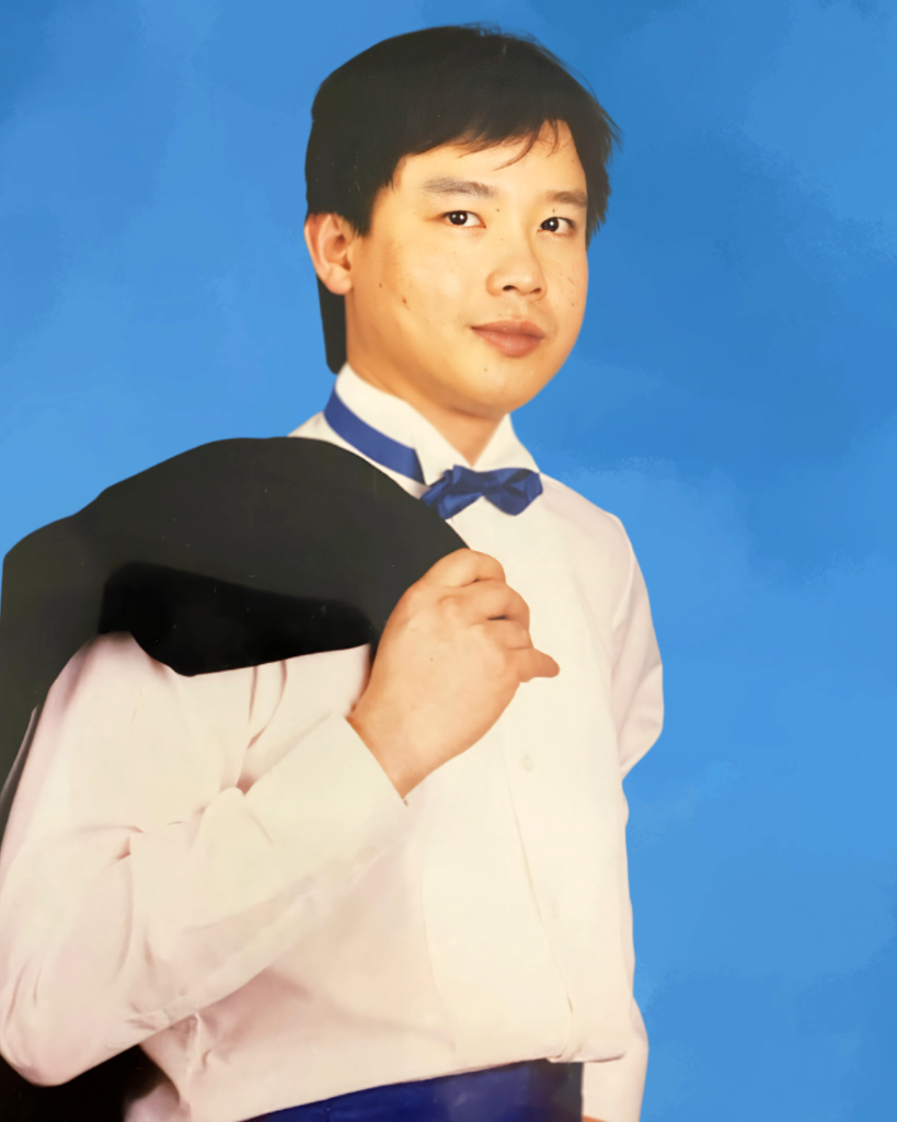 Lee Nghiêm