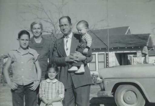 Connie Sue (Cain)  Townley photo gallery thumbnail 4 of 138