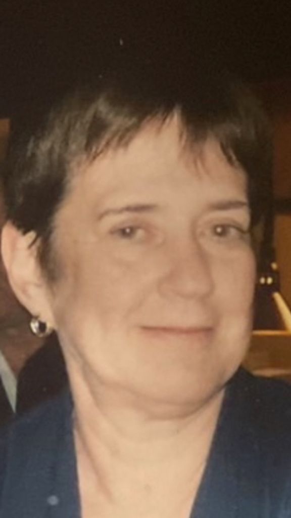 Eileen (Carreiro)  Ferri Profile Photo
