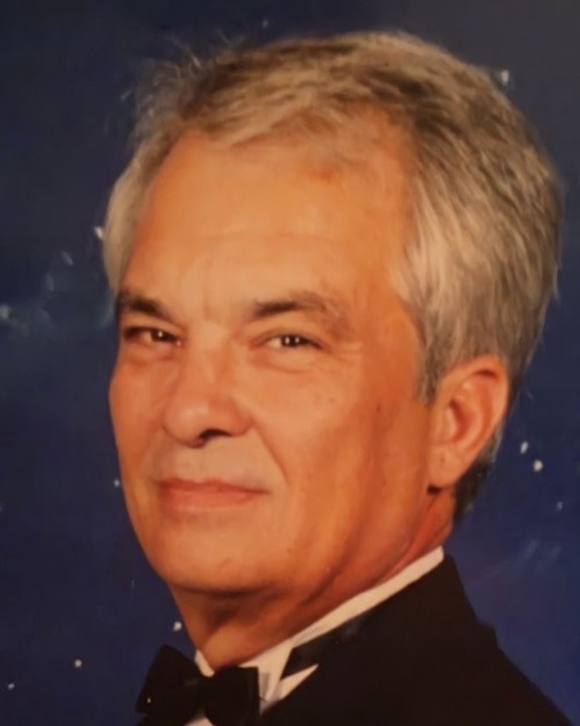 Larry R. Nichols Profile Photo