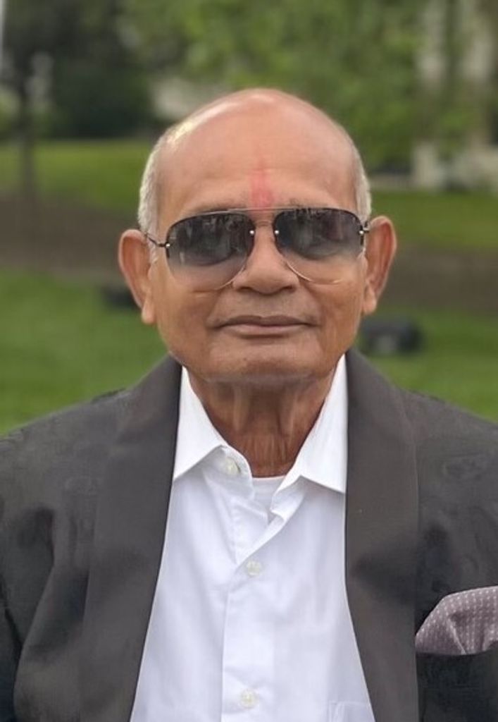 Navnitlal A Gandhi Profile Photo