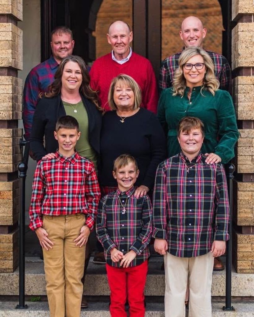 Debra "Debbie" Nooe Russell