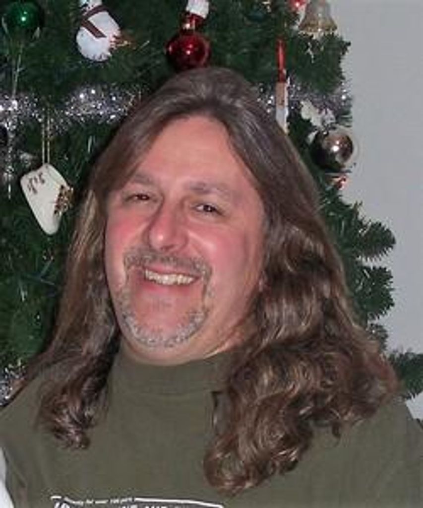 Edward Tomaras