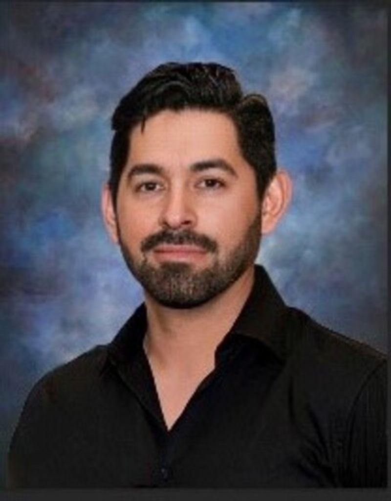 Simon Ladino Profile Photo