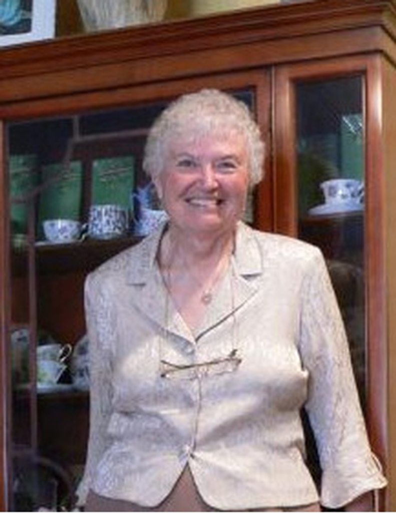 Leveda Lee Troy Profile Photo