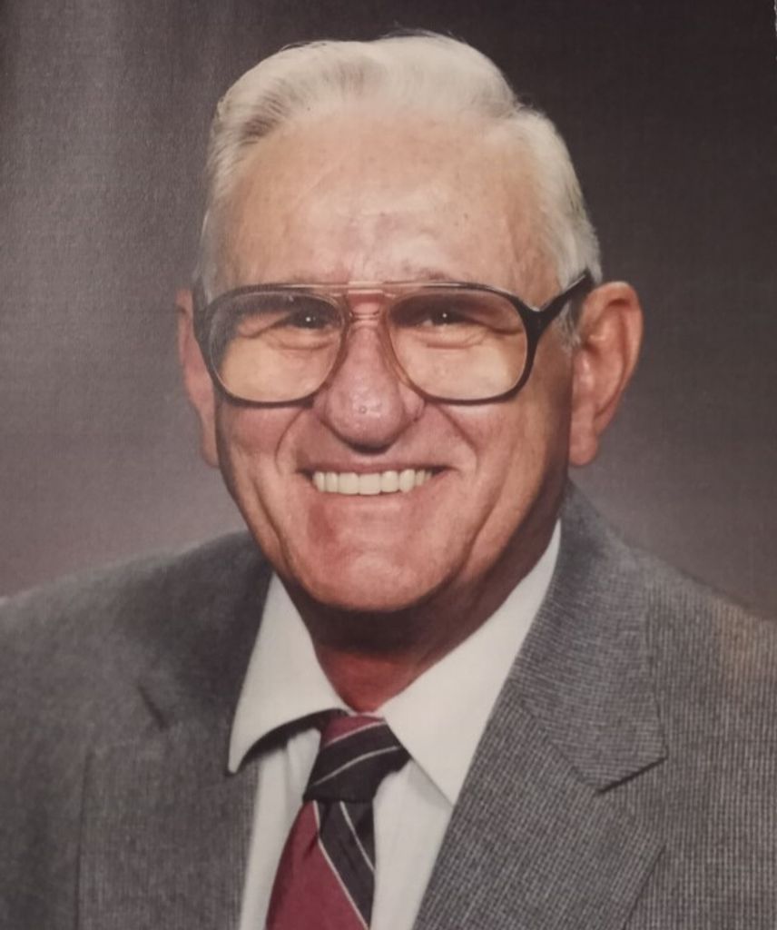 Earl Maher