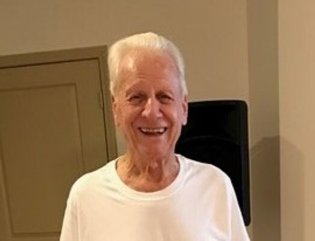 Louis Tosi Profile Photo