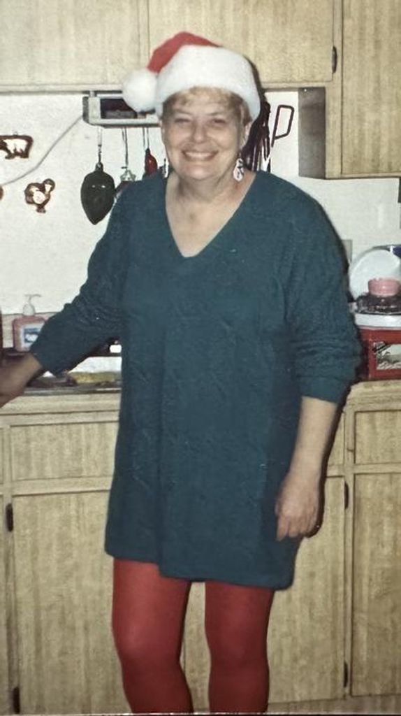 Valerie June Rowe Profile Photo