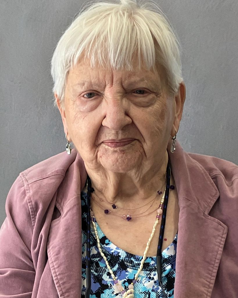 Rachel Kay Graber Profile Photo