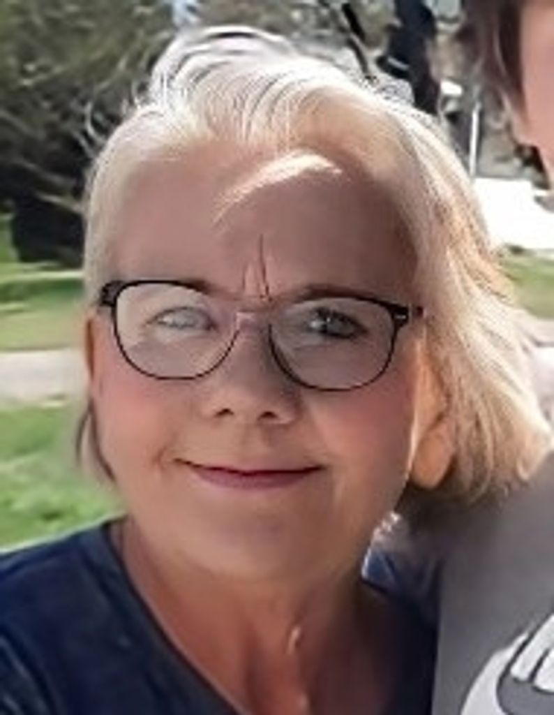 Lynda Carroll Lamb