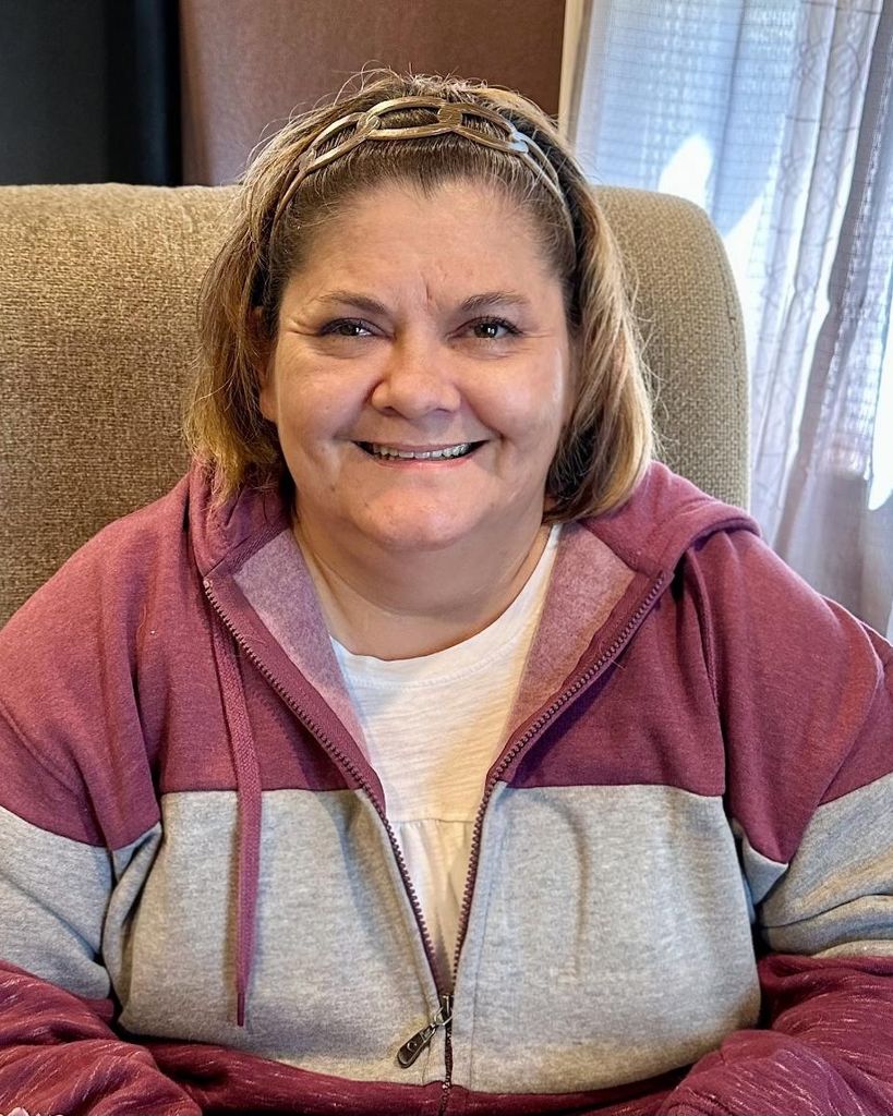 Robin Elizabeth Laducer Profile Photo