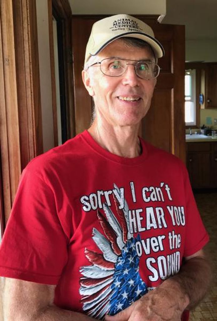 Charles "Charlie" Arnold Larsen Profile Photo