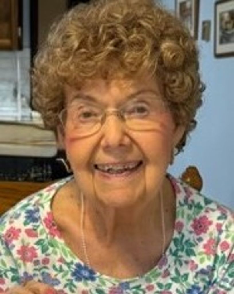 Julia Annalee Thommen Profile Photo