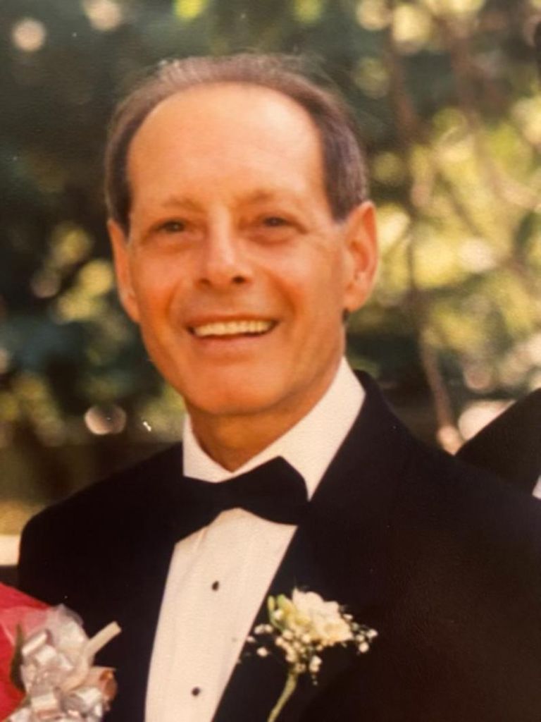 Oswald "Ozzie" Chiarella Profile Photo