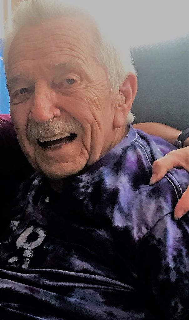 Paul  E. Reeves