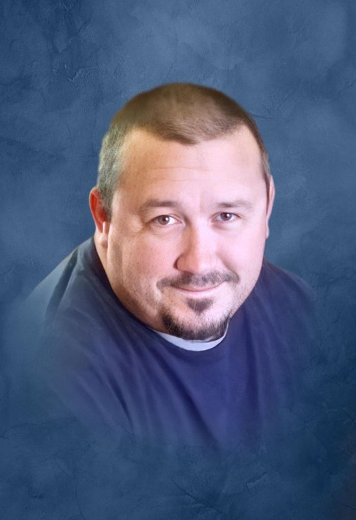 Travis Lee Mathis Profile Photo