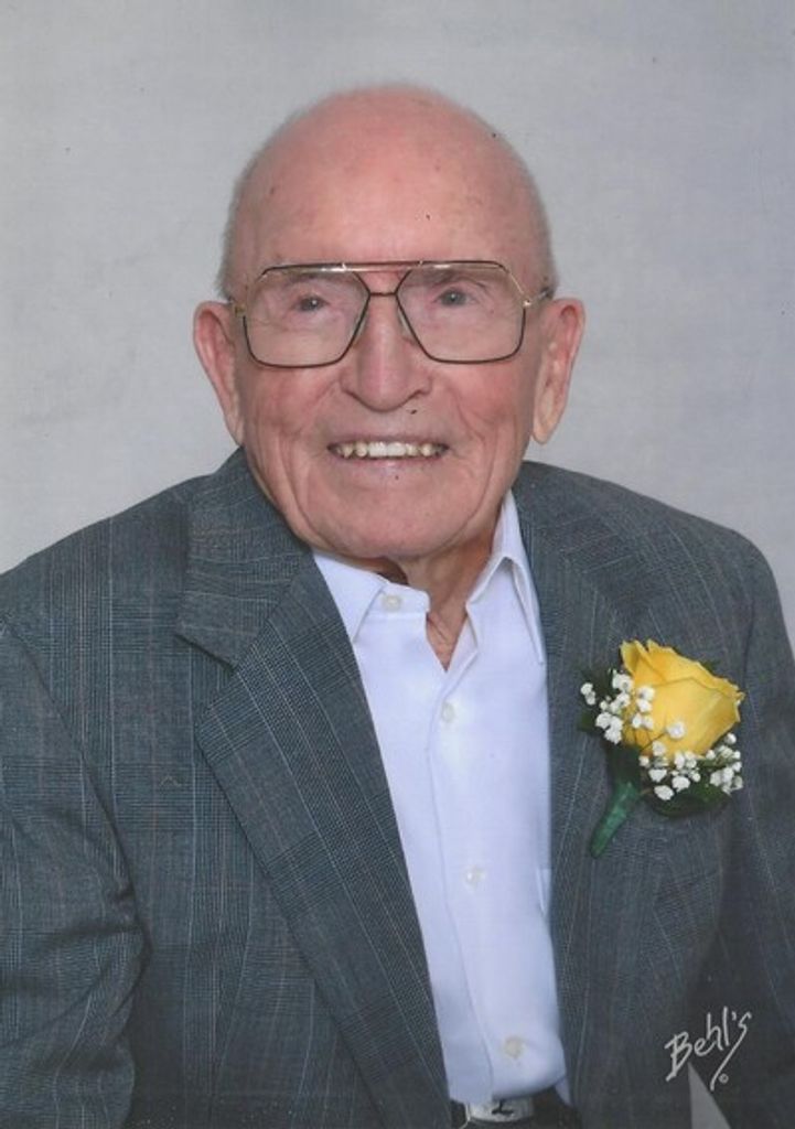 Lloyd J. Christenson Profile Photo