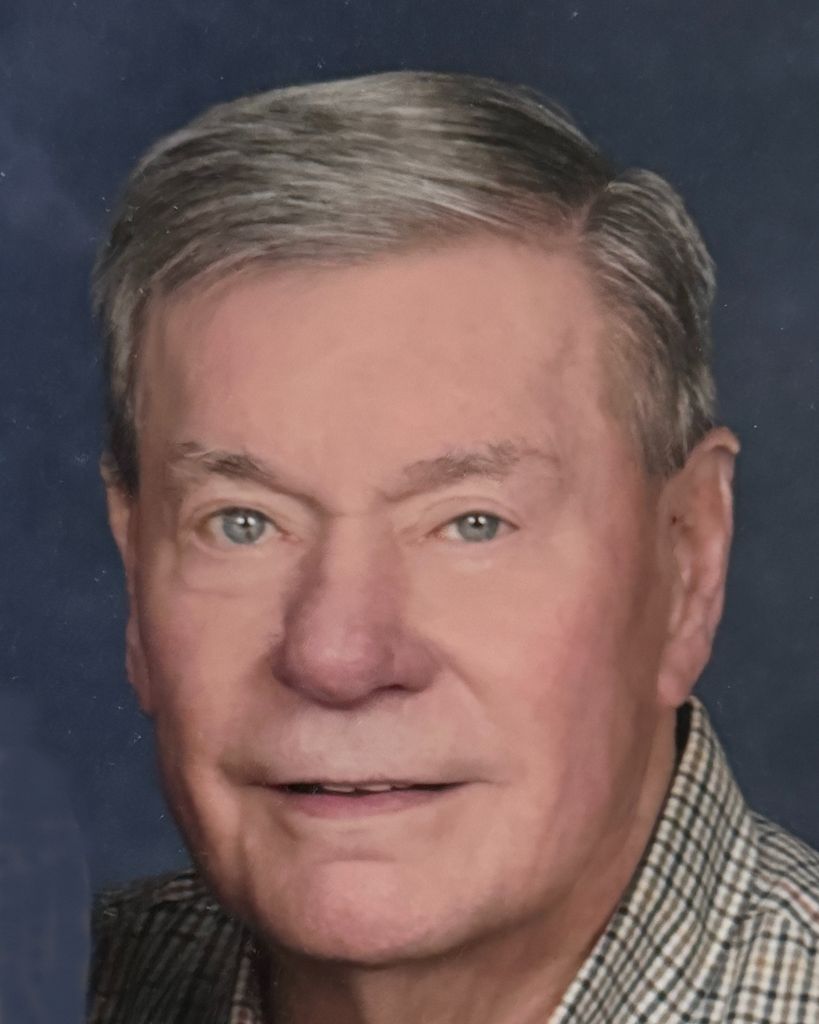 Tom Richardson Profile Photo