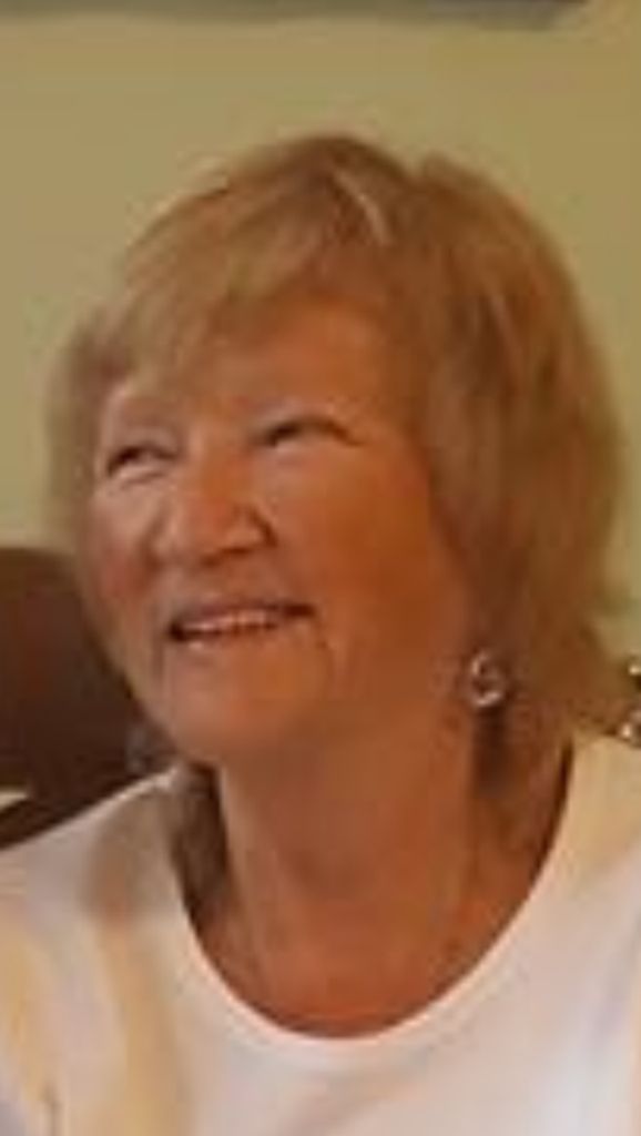 Sandra Brown Profile Photo