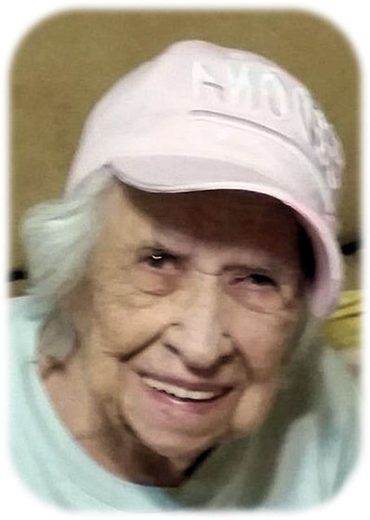 Stella Birkett Profile Photo