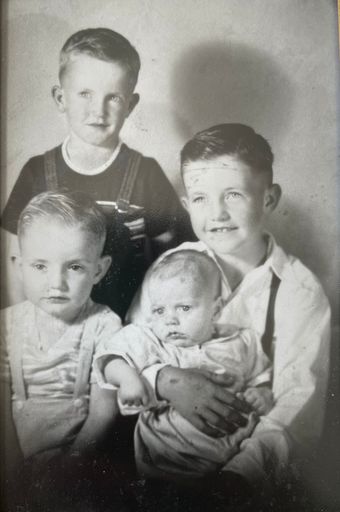 Douglas Raymond Fobbe photo 5