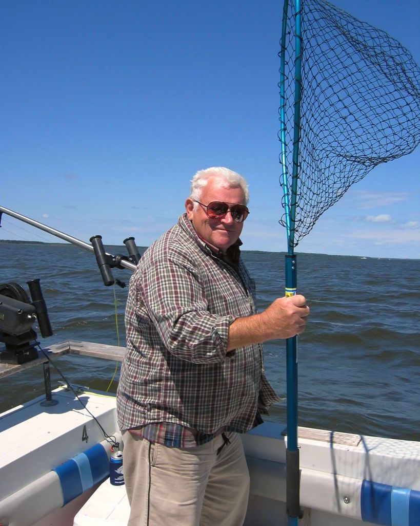 Arnold "Arnie" Dahlin