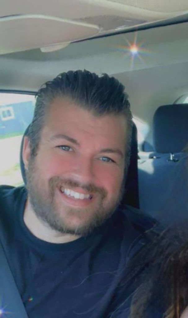 Justin Francis Profile Photo