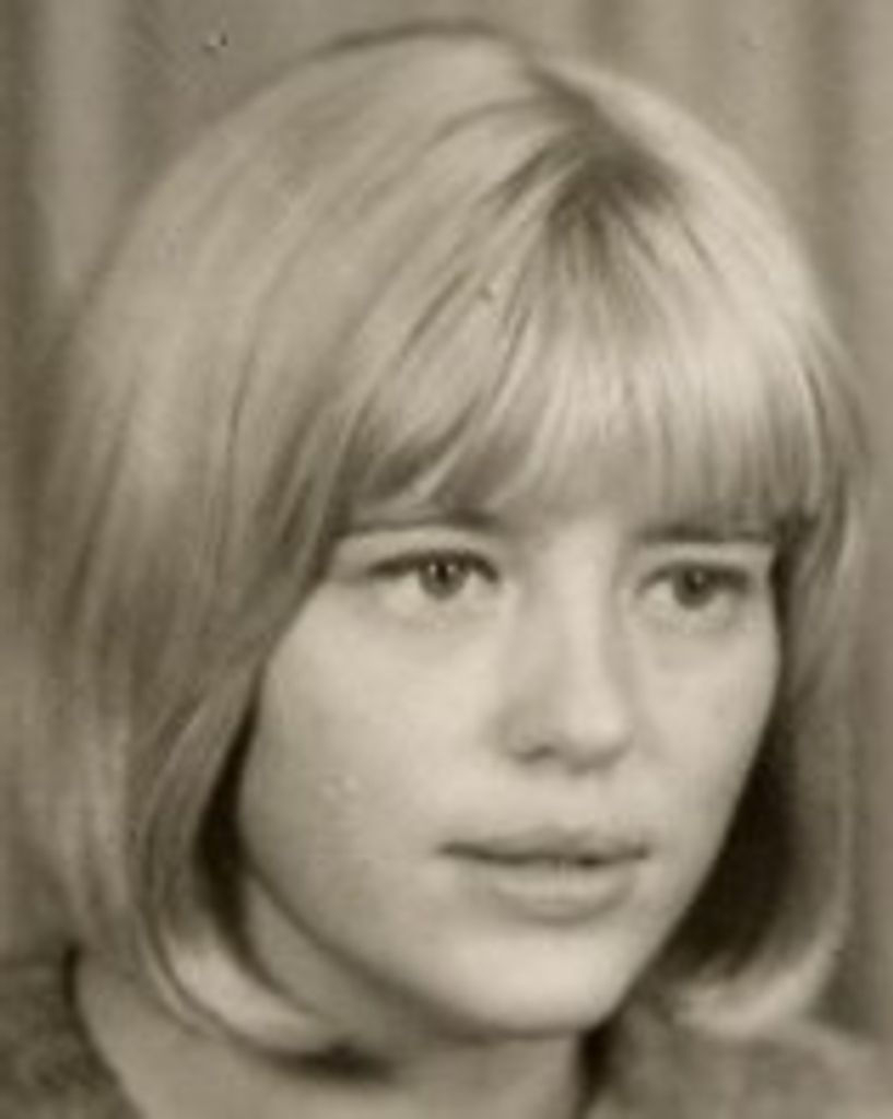 Elke Albers Standish Profile Photo