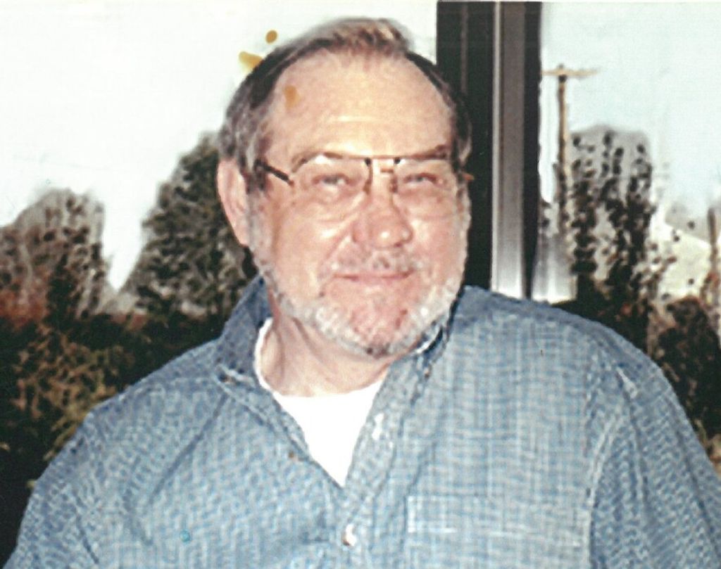 Clyde W. Riepe Profile Photo