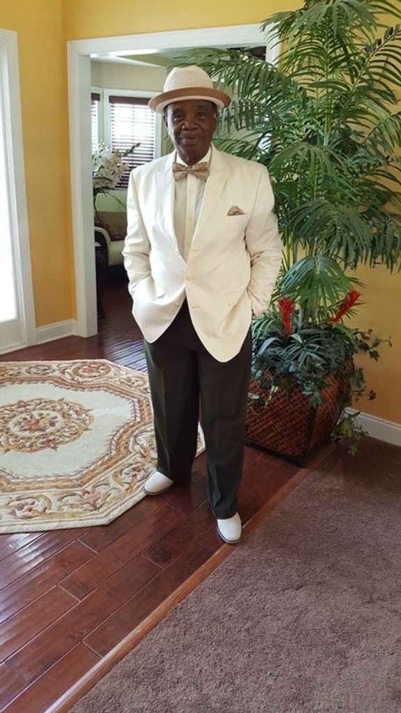 Kevin R. Riddick