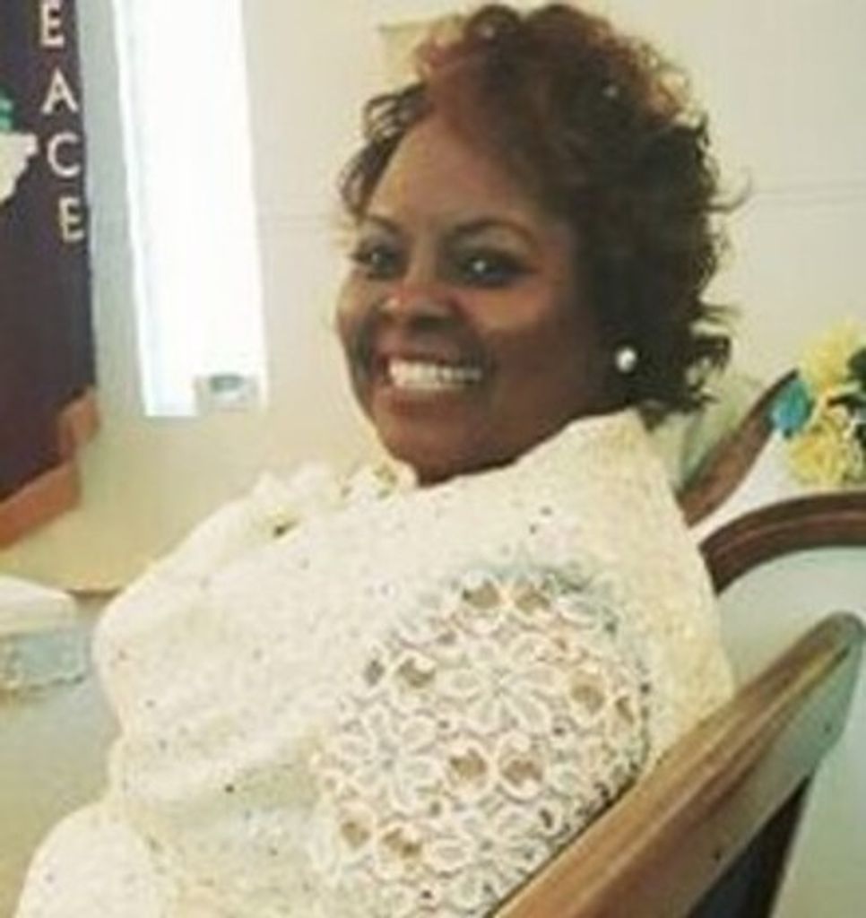 Leslie Renate Williams-Knight