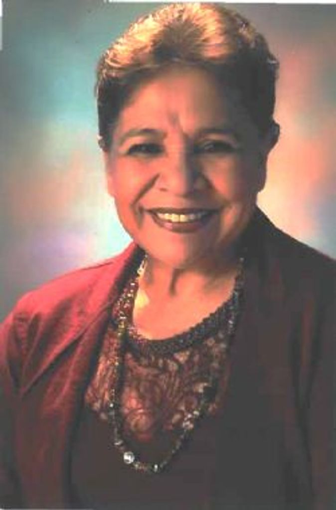 Candelaria Madrigal Profile Photo