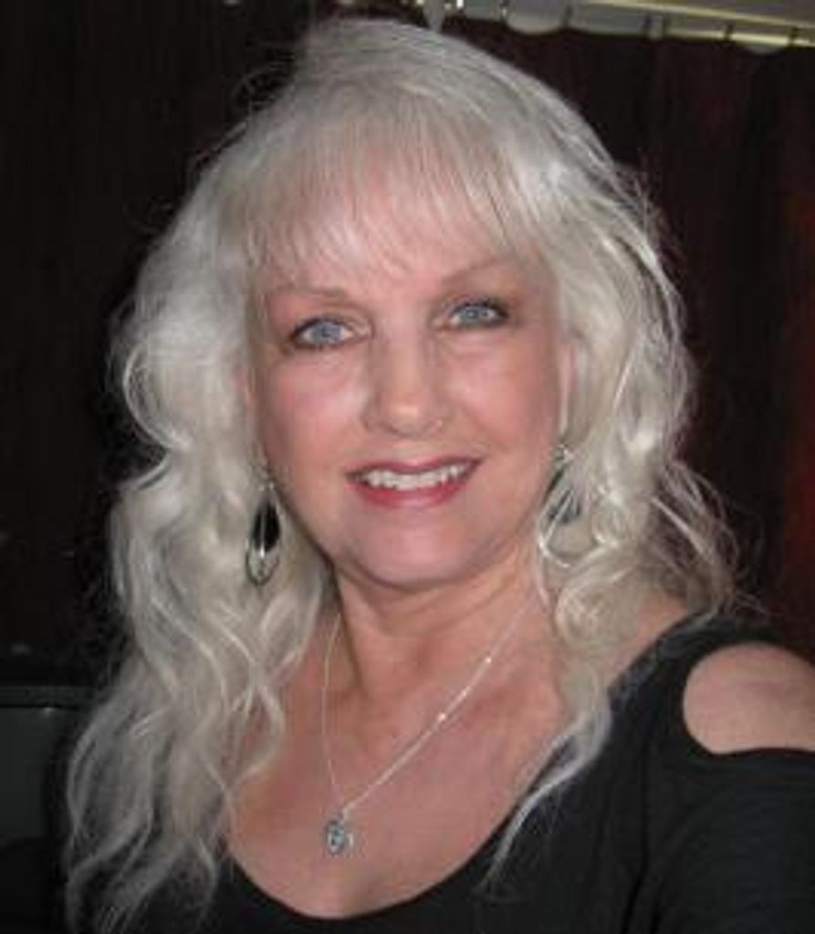 Janice Dee Giles