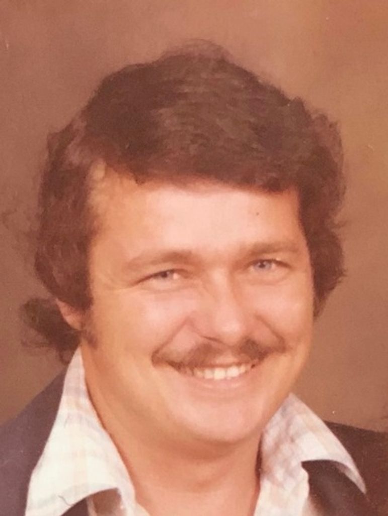 Jim Mitchell "Mike" Hill Profile Photo