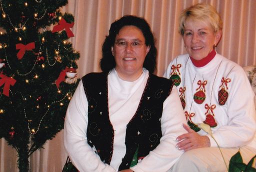 Linda Kay Davis photo gallery thumbnail 23 of 45